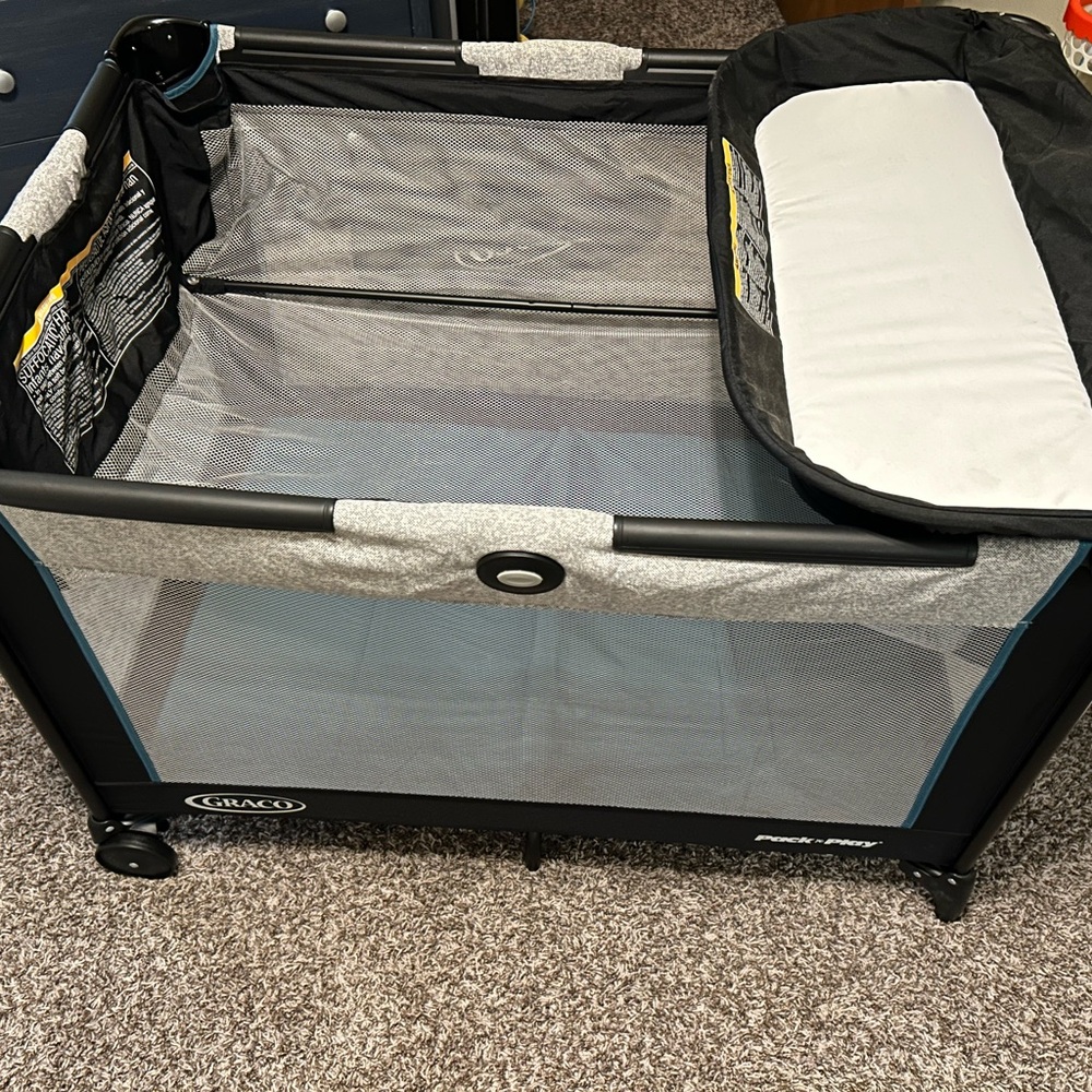 Black and Gray Playard - Picture 2 of 2